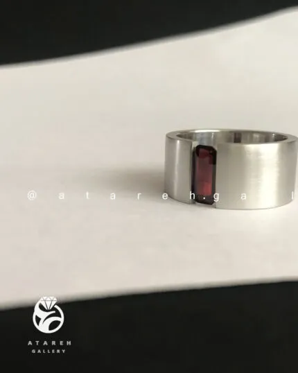 انگشتر دیبا گارنت — عطاره گالری
