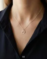 آویز مینیمال نقره ۹۲۵ — طرح ۱۱ — روی گردن | عطاره گالری